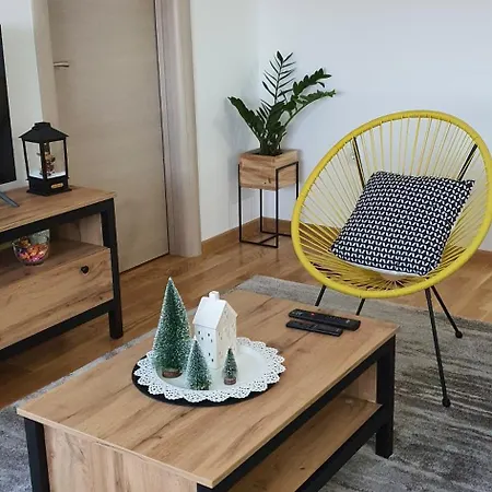 Jr Lux Apartment Stara Pazova