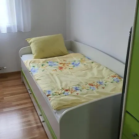 Jr Lux * Stara Pazova